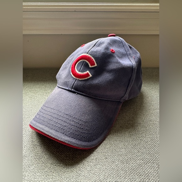 Chicago Cubs Velcro Adjustable Baseball Hat - Picture 1 of 5